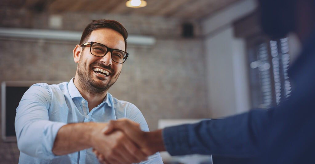 Happy veteran partnering with REE Medical.