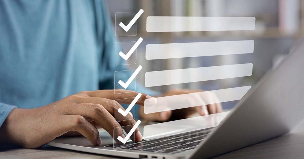 Veteran filling out a claim online.